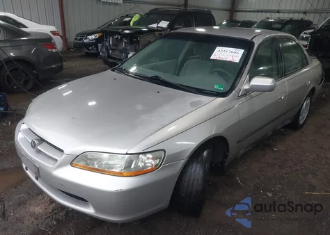 1998 Honda Accord Lx V6 from USA, damaged, VIN 1HGCG1648WA047953